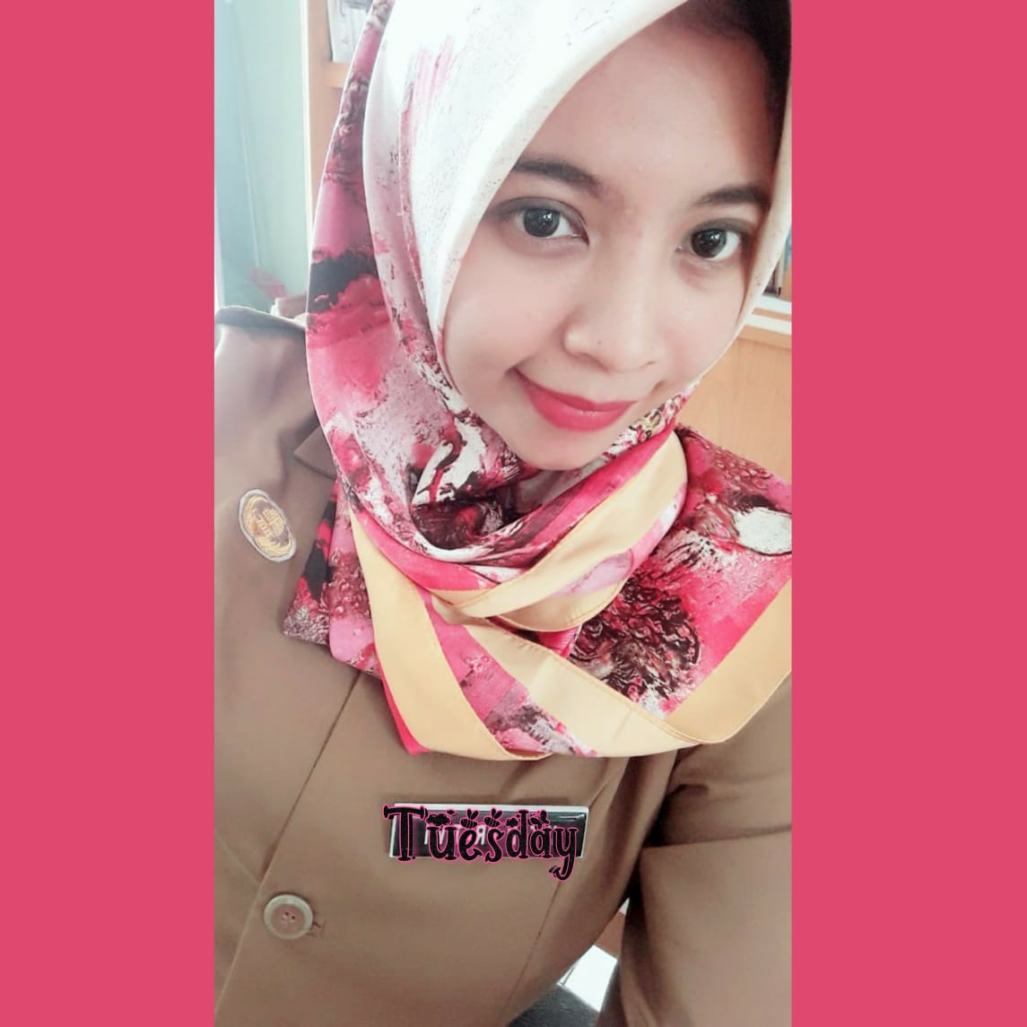 <center><br>Intan Pratiwi, S.Pd</center>